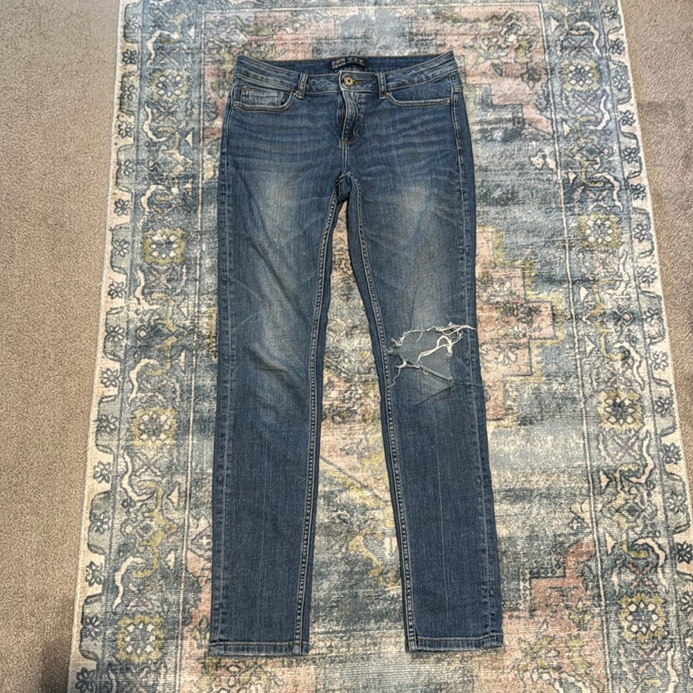 Zara skinny jeans with distress knee medium wash Z1975 Denim